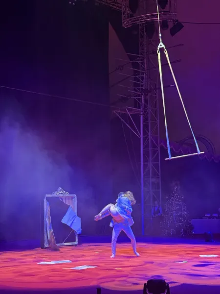 Weihnachtsfeierzauber auf der Horner Rennbahn – eine der größten Weihnachtsveranstaltungen Hamburgs